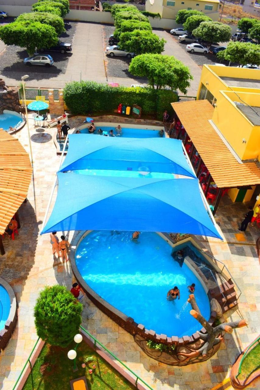 Lindos Flats Com 7 Piscinas, Bar Molhado, Restaurante - Perto Do Centro De Caldas Novas! Appartement Buitenkant foto