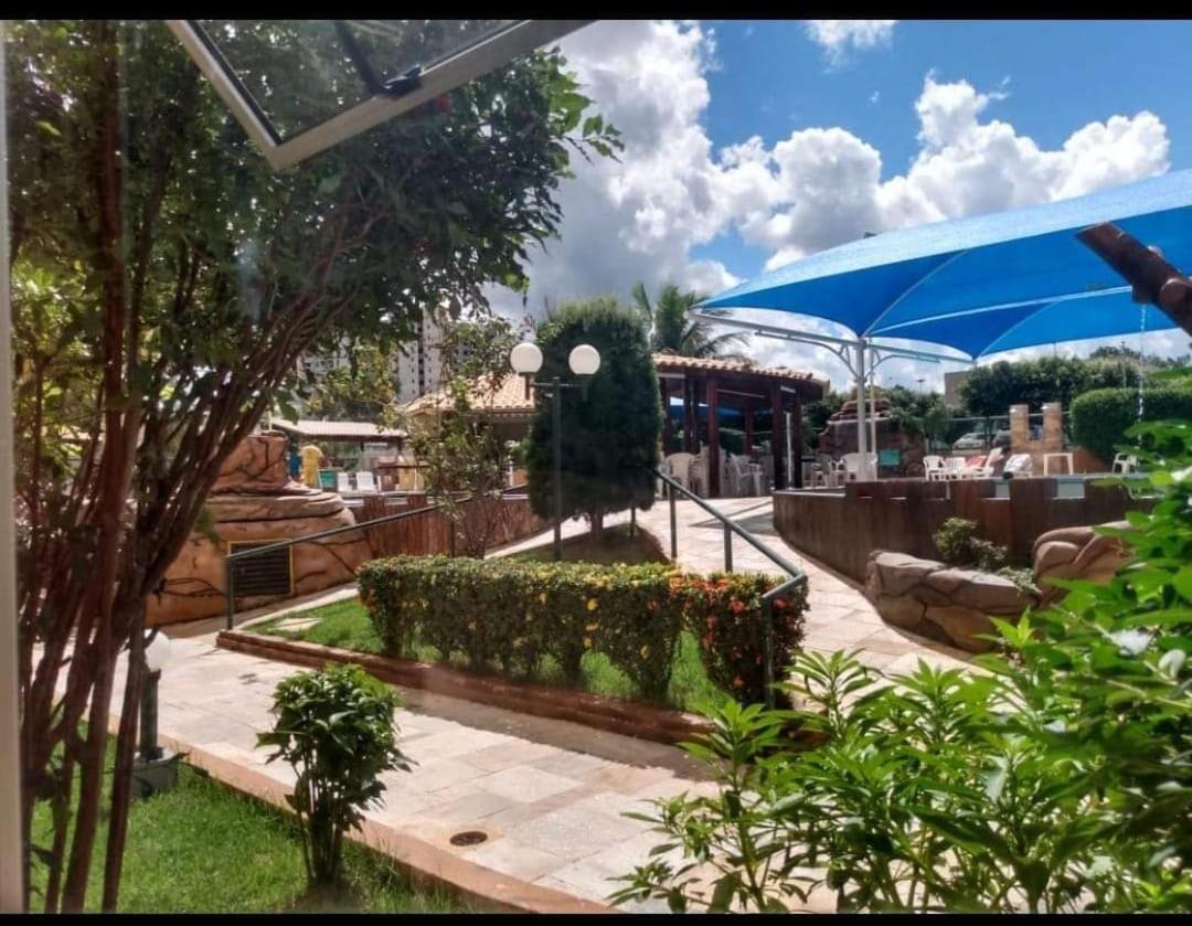 Flat Para Temporada Perto Singapura Shopping Com 7 Piscinas, Bar Molhado, Restaurante - A 3 Min Centro De Caldas Novas! Buitenkant foto